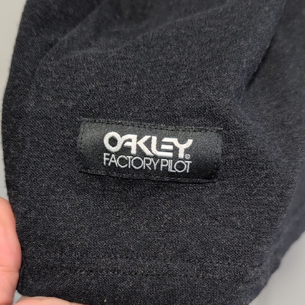 Oakley Jet dark gray Long Sleeve Tee - Picture 2 of 8